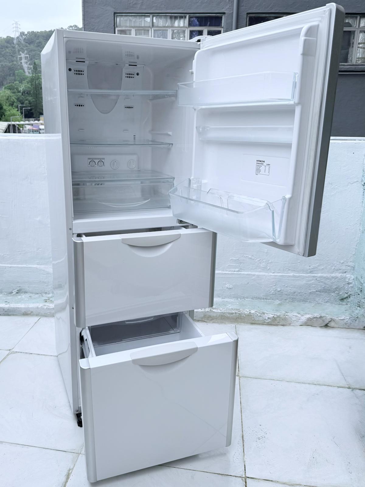 姜雪　30台 Amazon.co.jp: SENTRY (セントリー) 金庫 家庭用 ETL規格 72時間 防水